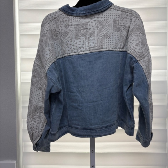 NWT Mable Quilted Paisley Print Contrast Denim Jacket Size M - Picture 2 of 4